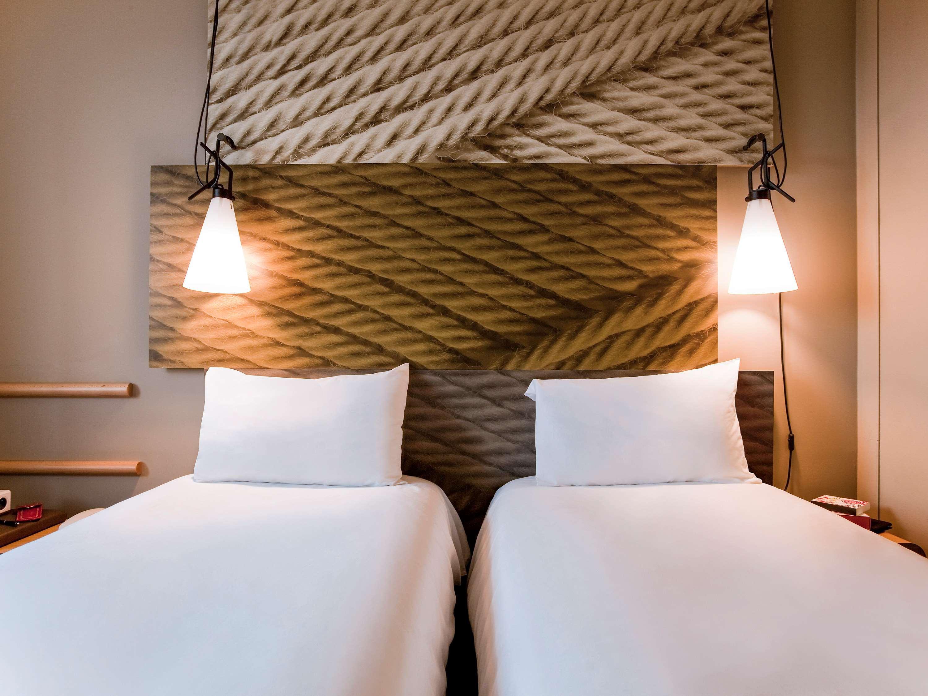 Ibis Paris Porte De Clichy Centre Eksteriør bilde