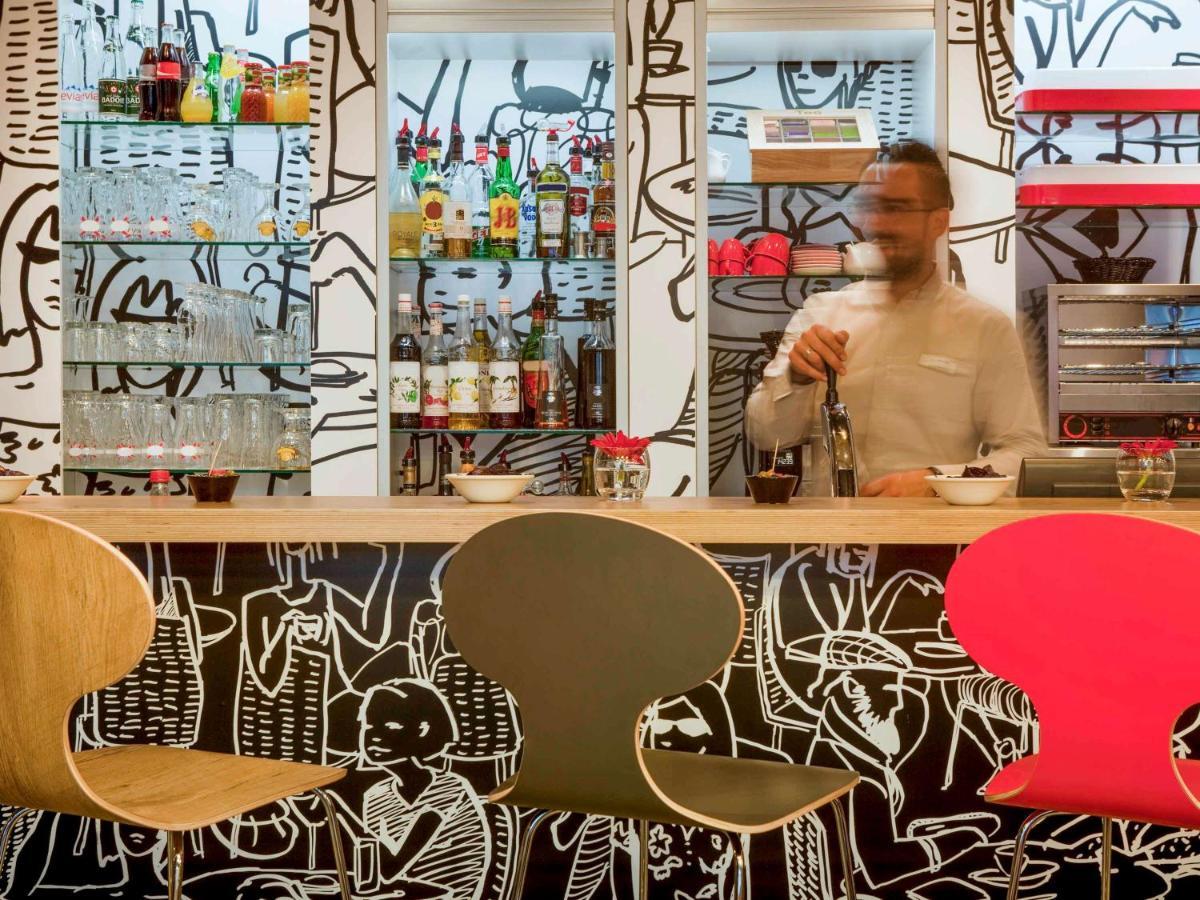 Ibis Paris Porte De Clichy Centre Eksteriør bilde