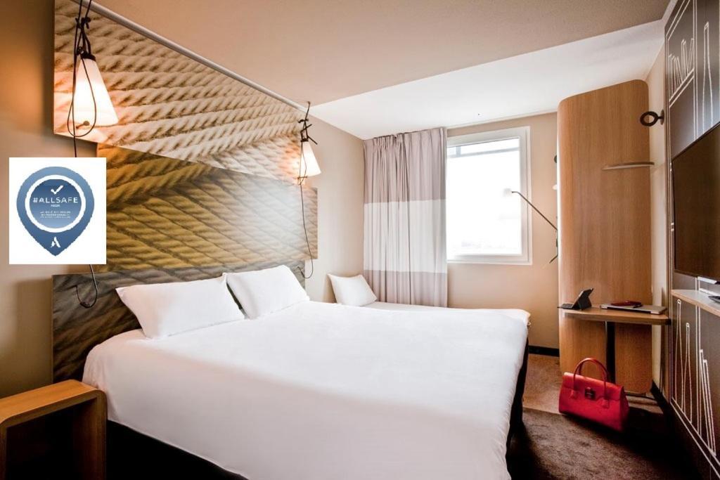 Ibis Paris Porte De Clichy Centre Eksteriør bilde